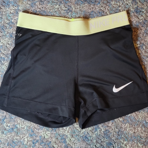 Nike Pants - COPY - Nike dri-fit shorts